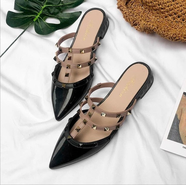 Women's Fashion Low Heeled Shoes
