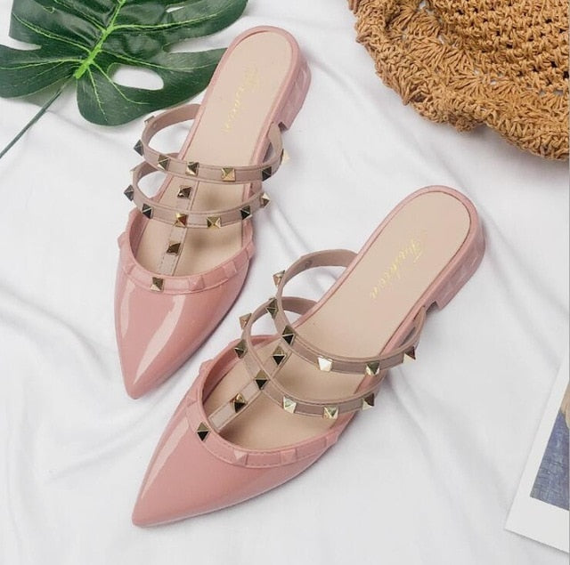 Women's Fashion Low Heeled Shoes