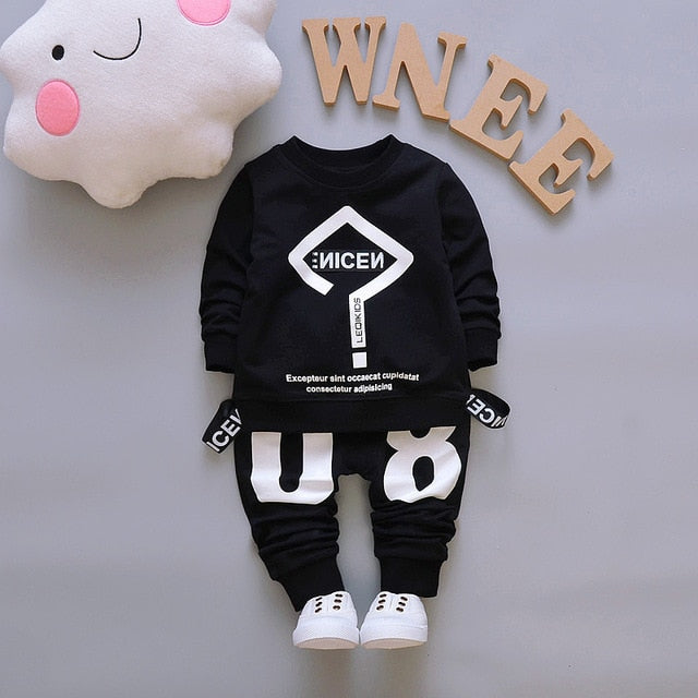 Boys And Girls Fashion Two Pieces Set
