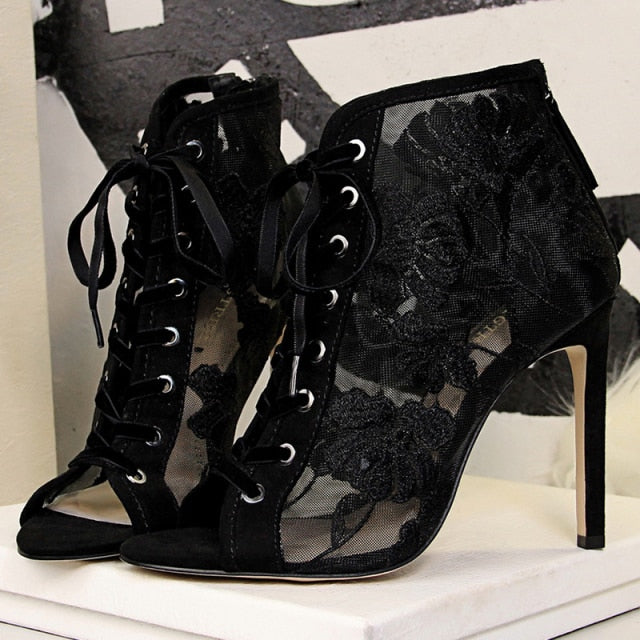 Women Designer 10.5cm Fetish High Heels Mesh Sandals Floral Lace Up Peep Toe Sandals