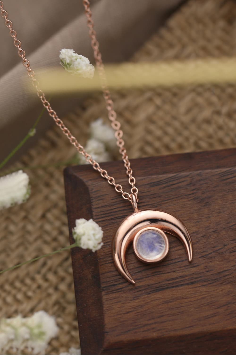 High Quality Natural Moonstone Moon Pendant 925 Sterling Silver Necklace