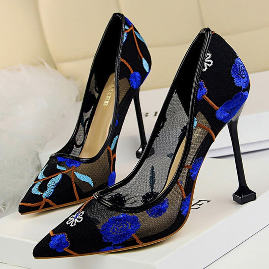 Woman Pumps Flower Embroidery Lace High Heels Sexy Party Shoes
