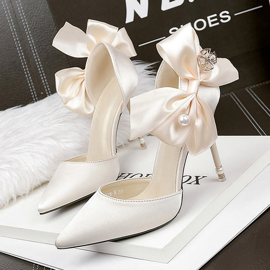 Designer Shoes Ladies Pearl Sandals Pointed Toe Butterfly Heels Luxury
